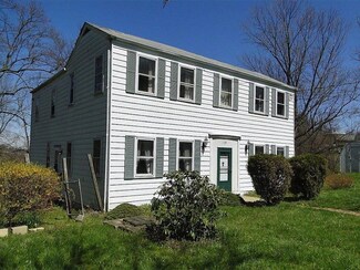 139 Munntown Rd, Eighty Four, PA 15330