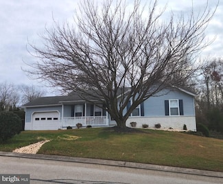 349 Jasmine Dr, Hanover, PA 17331