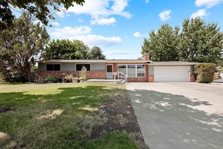 1019 Birch Ave, Richland, WA 99354