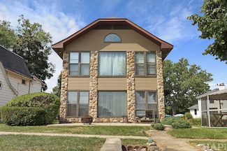 215 S Northwest Hwy, Cary, IL 60013