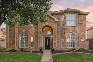 8405 Luna Dr, Rowlett, TX 75088