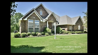 910 910 Willow Bend Dr, Marlow, OK 73055