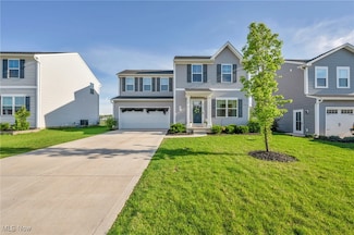 106 River Run Dr, Elyria, OH 44035