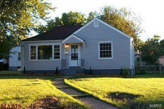 6013 Eaton Dr, Saint Louis, MO 63134