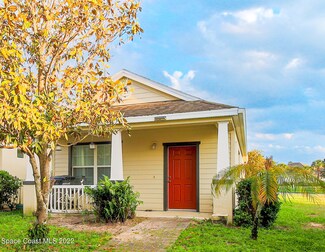 902 Ambergate St, Titusville, FL 32780
