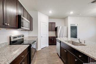 844 Nodding Nixie, Seguin, TX 78155