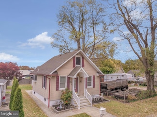 26 Benson Ave, Trenton, NJ 08610