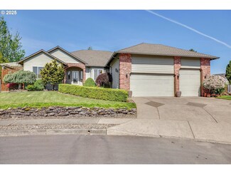 2825 SW Redfern Place, Gresham, OR 97080