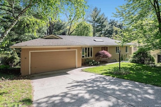17325 Post Tavern Rd, Granger, IN 46530