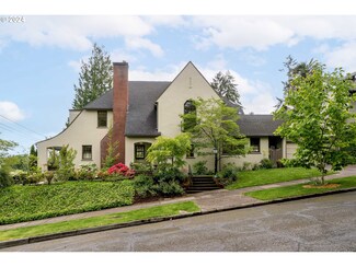 2116 SW 19th Ave, Portland, OR 97201