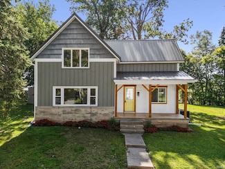 205 W Washington St, Syracuse, IN 46567