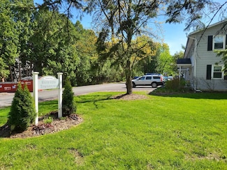 3 River St, Essex Junction, VT 05452