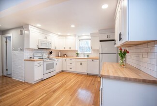 37 Vine St, Saugus, MA 01906