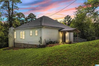 1318 Colgate Rd, Moody, AL 35004