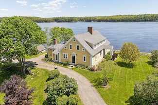 1463 Washington St, Bath, ME 04530