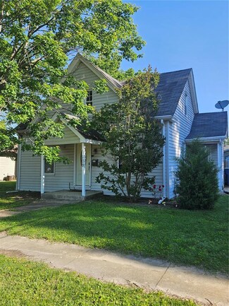 109 E Indiana St, Trenton, IL 62293