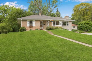 238 Borden St, Cary, IL 60013
