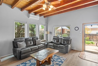 1150 Vuelta de Las Acequias, Santa Fe, NM 87507