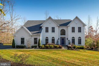 103 Hilltop Ct, Mullica Hill, NJ 08062