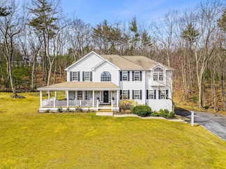 19 Bear Hill Rd, Windham, NH 03087