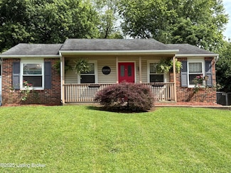 11902 Queen Annes Ct, Louisville, KY 40245