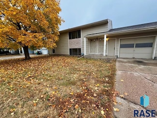 2503 W 3rd St, Sioux Falls, SD 57104
