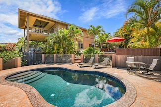77-155 Kalaniuka St, Holualoa, HI 96725