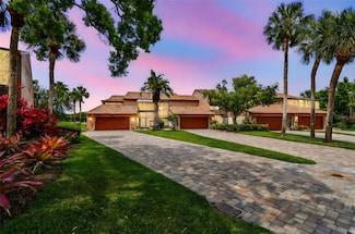2421 Lake Point Ln, Clearwater, FL 33762