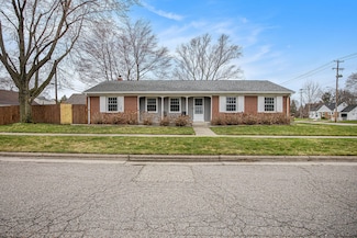 822 Aberdeen St NE, Grand Rapids, MI 49505