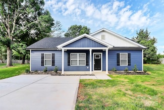 2365 28th St NE, Hickory, NC 28601