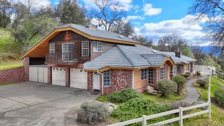 40835 Big Oak Flat Rd N, Oakhurst, CA 93644