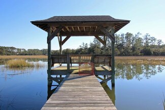 7829 Seafield Rd, Hollywood, SC 29449