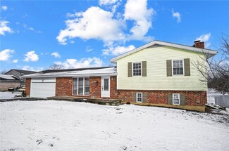 2262 Gardner Rd, Hamilton, OH 45013