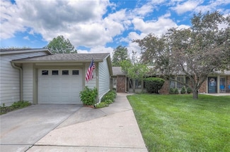506 Spring Dr, Raymore, MO 64083