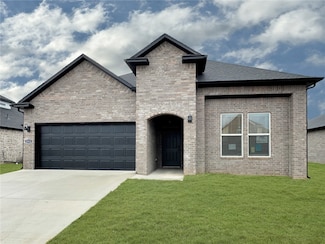 2311 Longfellow Dr, Bentonville, AR 72713