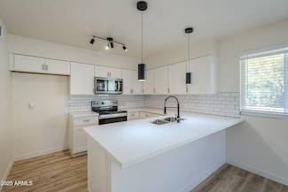 4720 E Belleview St, Phoenix, AZ 85008