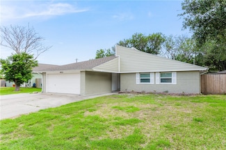 4925 Valley Stream Dr, Corpus Christi, TX 78413