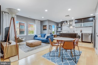1220 Holbrook Terrace NE Unit 200, Washington, DC 20002