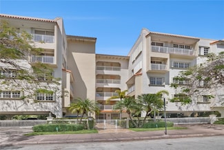 37 Majorca Ave Unit 401, Coral Gables, FL 33134