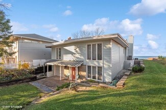 32 Shore Dr, Portage, IN 46368