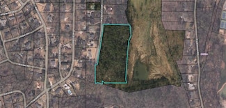 1230 W Lakeshore Dr W, Dalton, GA 30720