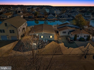 21 Lake Michigan Dr, Little Egg Harbor Township, NJ 08087
