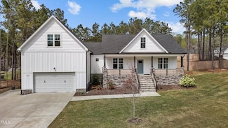 381 Heart Pine Dr, Wendell, NC 27591