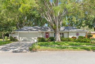 908 Anchorage Ln, Palm Harbor, FL 34685