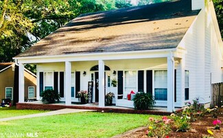 6113 Scenic Dr W, Mobile, AL 36693