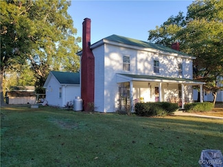 13404 Queen St, Disputanta, VA 23842
