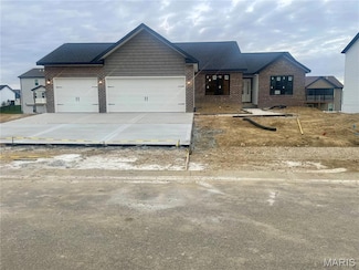 616 Middletown Ct, O'Fallon, IL 62269