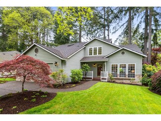 4581 Heritage Ln, Lake Oswego, OR 97035