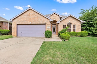 3309 Landhope Cir, Arlington, TX 76016