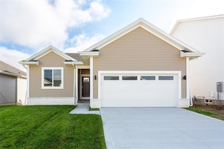2225 Chan Dr, Adel, IA 50003